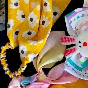 Hair clips pony bands. all different.